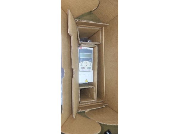 İkinciel ABB ACS310 0.55KW ACS 310-03E-02A1-4